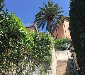 Incantevole Con Giardino Vista Mare דירה קסטנייטו קרדוצ'י